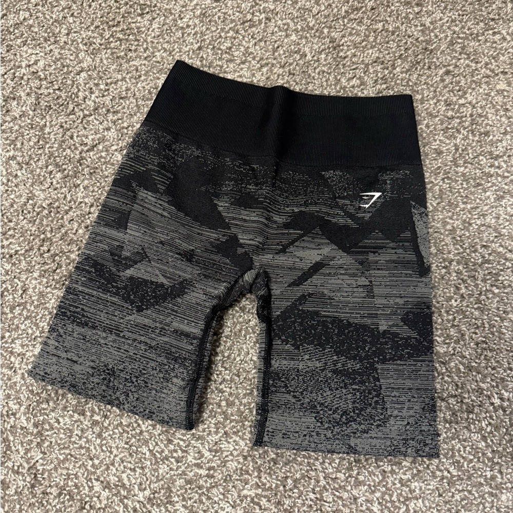 Wonen’s Black and Gray Gymshark compression shorts